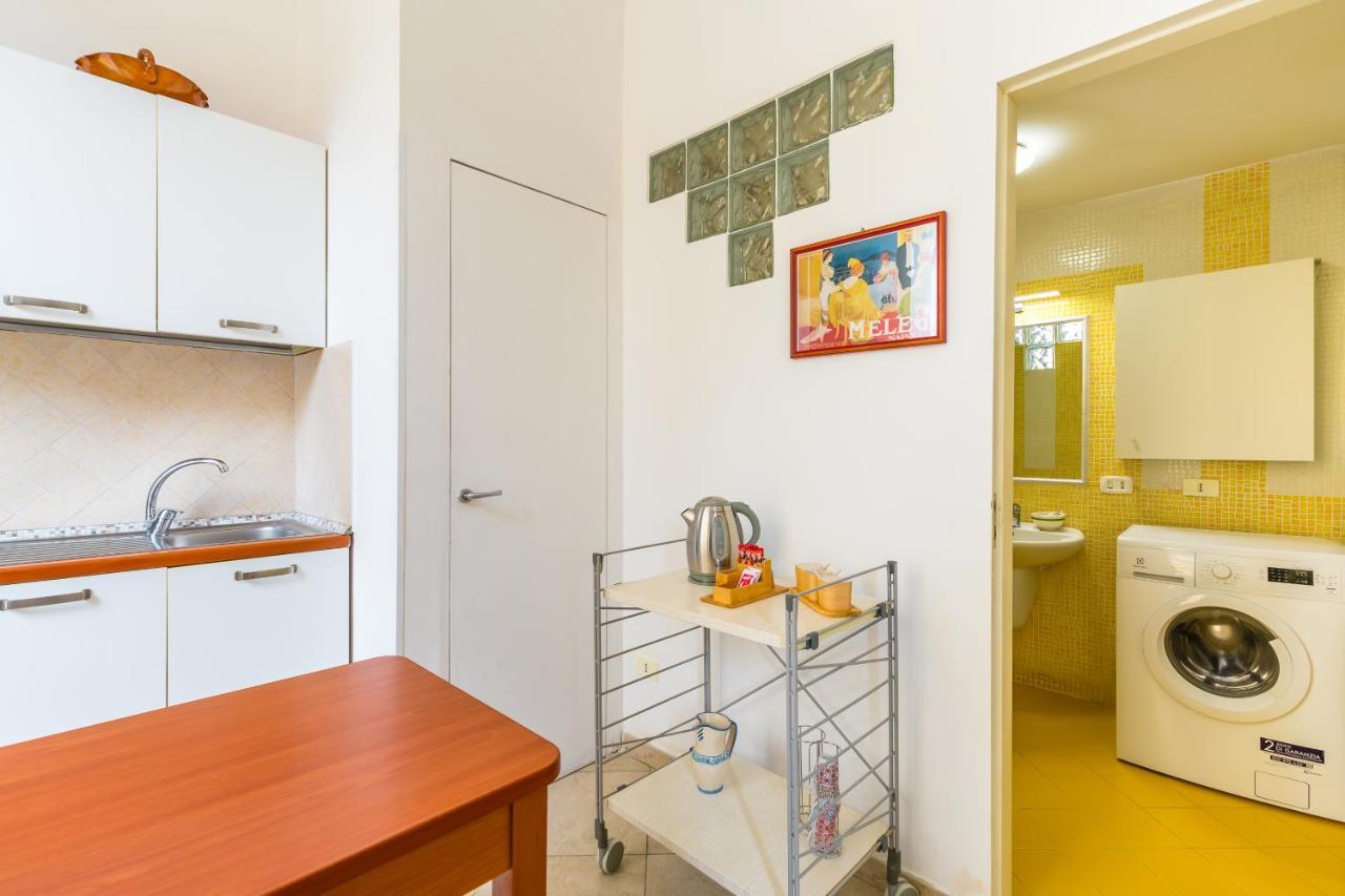 Orsola Comfort House By Napoliapartments Buitenkant foto